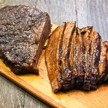 オーブンで簡単!本場テキサスのBBQブリスケット