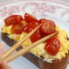 朝ごはんにぴったり！トマトエッグトーストの工程6