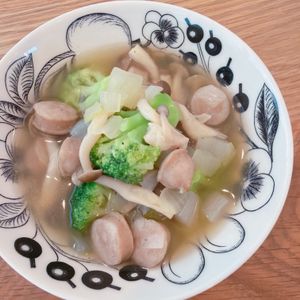 ミルクの作ってみた!投稿(きのことブロッコリーの《極旨♡スープ》)