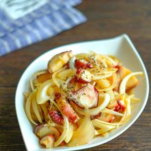 たこと新玉ねぎのぽん酢マリネ・旬の新玉ねぎであと一品！