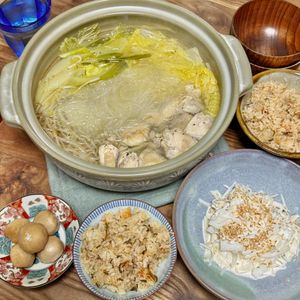 ぴいすけの作ってみた!投稿(鶏と白菜の旨塩春雨スープ鍋)