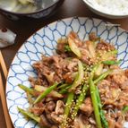 10分de完成♡濃厚旨辛♡豚肉とアスパラのハニマスてりやき♡