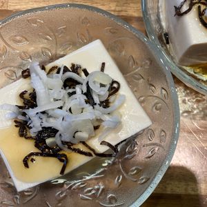 くだもの大好き🧡の作ってみた!投稿(コスパ最強ウマウマ！塩昆布とごま油の冷やっこ)