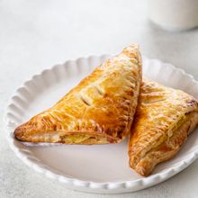 【おせちリメイク】栗きんとんとりんごの三角パイ