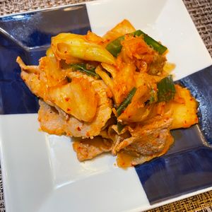 ゆっちゃんの作ってみた!投稿(【大根豚キムチ炒め】大根がおいしい！ご飯が進むおかず♬)