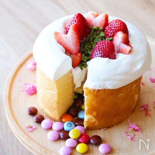 【バームクーヘンで作るひな祭りケーキ】