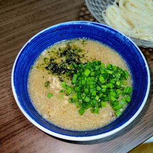 ヴェルの作ってみた!投稿(だしパックで魚介つけ麺風！【だしうまつけそうめん】)