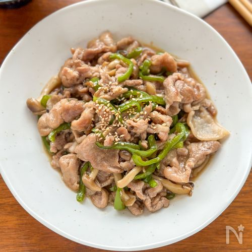 ご飯がすすむ「豚とピーマンのめんつゆ炒め」