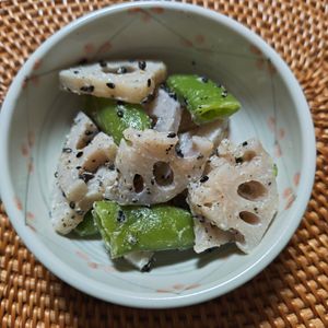 RINAの作ってみた!投稿(クセになるおいしさ【スナップエンドウと蓮根のごまマヨサラダ】)
