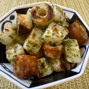 楽ラク手抜キッチン🐶🐾の作ってみた!投稿(〖ちくわと長芋の磯辺焼き〗スグデキおかず！お酒のお供にも♪)