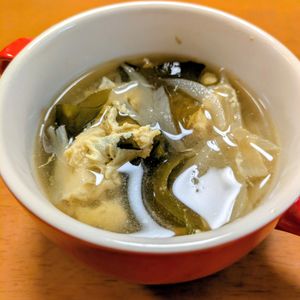 ゆきまる🐬🫧の作ってみた!投稿(食材3つ♡3分で完成《中華たまごスープ》)