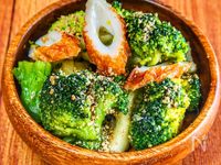 簡単副菜♩【ブロッコリーちくわのごま和え】甘めの味わい♡