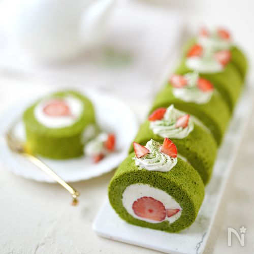 しっとりふわふわ【抹茶のロールケーキ】
