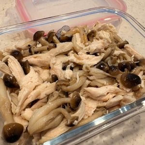 壱くんママの作ってみた!投稿(【炊飯器で低温調理！】しっとりハーブチキンときのこのサラダ)