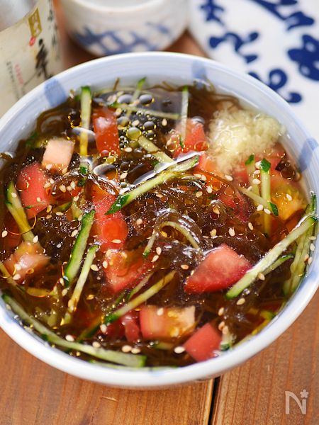 ちゅるちゅるつめた～い😋もずくとトマトの冷製中華スープ🥣