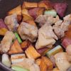 鶏もも肉とさつまいもの甘酢照り焼きの工程4