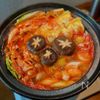 仕事後10分で作れる。超簡単【出汁トマト鍋】
