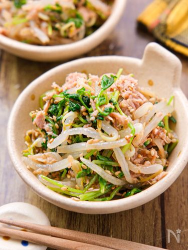 【レンチン5分】「豆苗の節約副菜3選」夜ご飯のあと一品に!|編集部おすすめレシピ