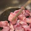 【ご飯が一瞬で消えた、、】鶏肉のオイスター炒めの工程2