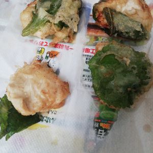 翔ママの作ってみた!投稿(家族争奪戦（笑）めちゃくちゃ美味しい！鶏天の青じそ巻き☆)