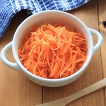 あと一品に大正解!にんじんのやみつきレンジ蒸し