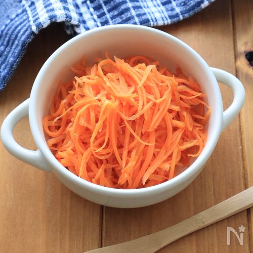 あと一品に大正解!にんじんのやみつきレンジ蒸し