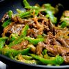 味が決まる白飯必須おかず【牛肉とピーマンの味噌炒め】の工程7