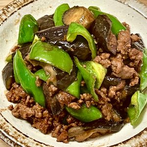 michuの作ってみた!投稿(【なすとピーマンの甘味噌そぼろ】茄子がとろっ、ご飯が進む！)