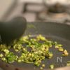 お酒が止まらない新しい食べ方‼︎『かぶのペペロンチーノ』の工程3