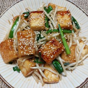 よっこの作ってみた!投稿(スタミナ系節約おかず♡『レバニラ風厚揚げ』調味料オール1☆)