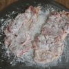 じゅわ〜っとコク旨♡ガリバタ醤油のオニオンソースチキンの工程2