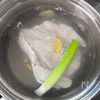 【香ばしコク旨！ナッツだれのよだれ鶏】ひんやりごちそうレシピの工程2