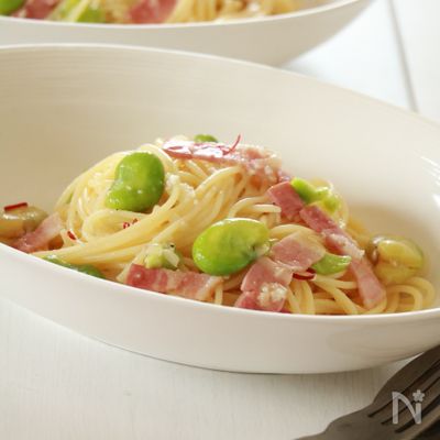 空豆とベーコンのペペロンチーノ