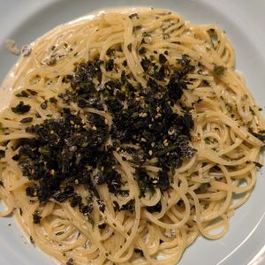 たりおの作ってみた!投稿(混ぜるだけで絶品！海苔まみれクリームパスタ)