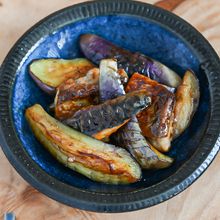 ごはんがススム！塩サバとなすの甘辛炒め