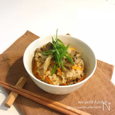 おかわりが止まらない♡簡単♡おいし〜い♡まいたけごはん