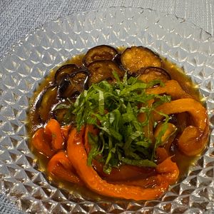 楽ラク手抜キッチン🐶🐾の作ってみた!投稿(【彩り野菜の焼き浸し】夏野菜で涼やかな簡単副菜♪)