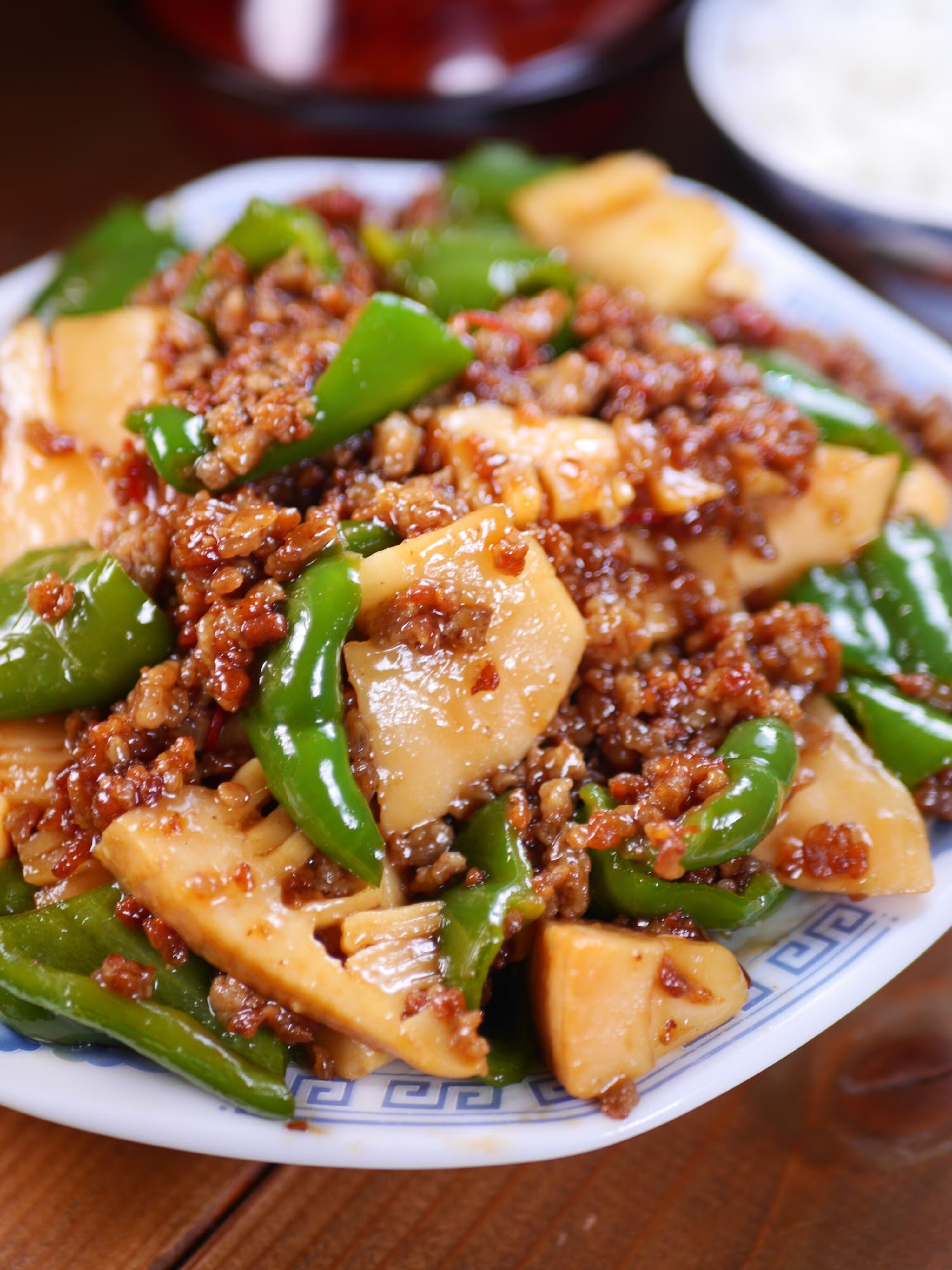 たけのことピーマンのオイスター肉味噌炒め