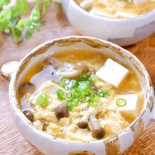 和風仕立て♪『豆腐としめじのたまごスープ』