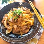 タレが絶妙でウマウマ♡豚こまと新玉ねぎ新じゃがのカレー炒め
