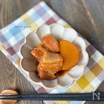 味がしみしみ♪フライパンで豚の角煮