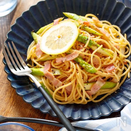 アスパラベーコンのレモンバター醤油パスタ 簡単 時短 By ｙｕｕ レシピサイト Nadia ナディア プロの料理家のおいしいレシピ