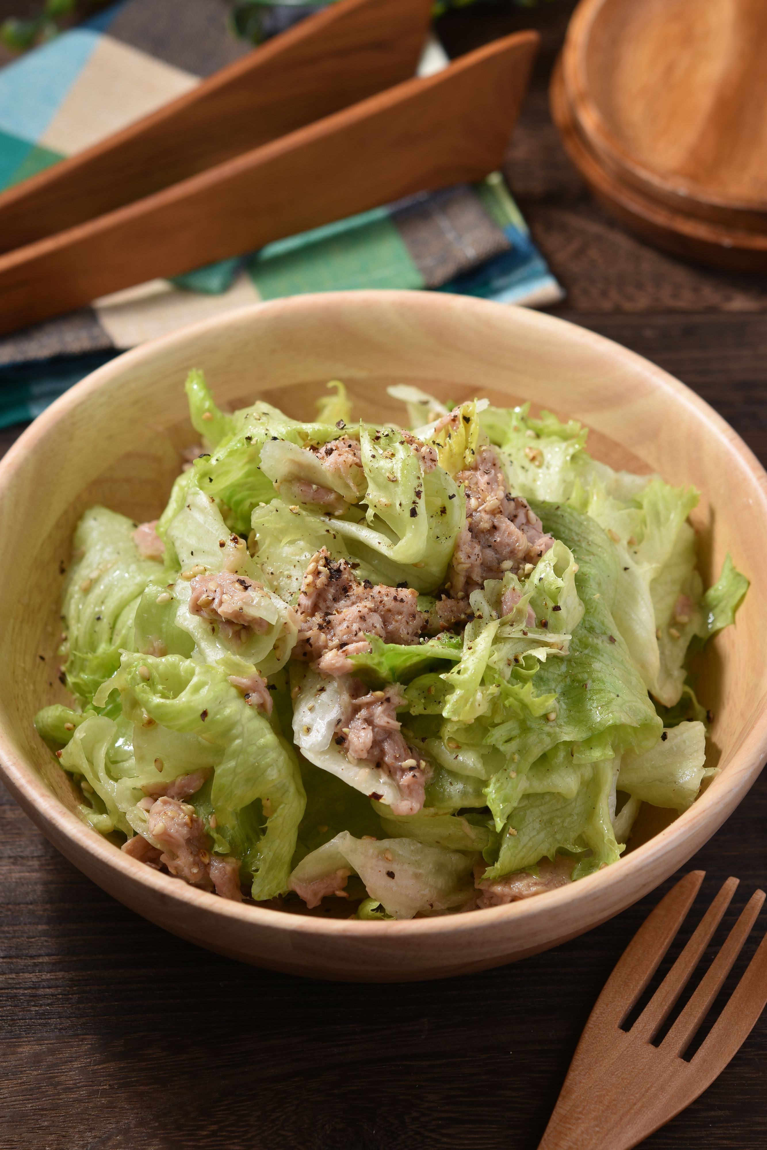 爆速3分！包丁いらず【レタスとツナのサラダ】 | レシピサイトNadia