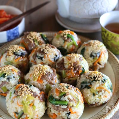 焼肉ビビンバおにぎり【味見がとまらない!】
