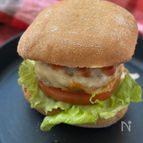 【肉汁溢れる！】塩麹deチーズバーガー　