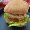 【肉汁溢れる!】塩麹deチーズバーガー