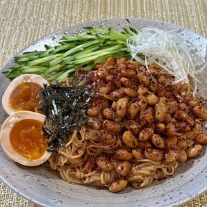 楽ラク手抜キッチン🐶🐾の作ってみた!投稿(爆速10分！【納豆ジャージャー麺】)