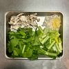 手頃な材料で♪【小松菜と炒り卵の甘酢あん炒め】の工程1