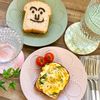 のりのり🐾🎀🤍の作ってみた!投稿(『惚レタスと卵のカレー風味マヨチーズトースト』＃朝ごはん)