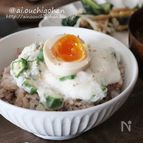 朝ごはんにかき込みたくなる＊味玉のせ出汁とろろご飯♡